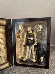 Savage Crucible Shield Of D’Zaera – Harvinger Studios – Sealed 1/12 Boxed Figure
