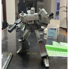 Takara Tomy NEW MP-36 Megatron Actions Figures Kids Toy No Electronic IN STOCK