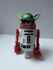 Disney Factory Star Wars 1-Pack Droid Factory R2-D2 Yoda with Green Hat Red Body