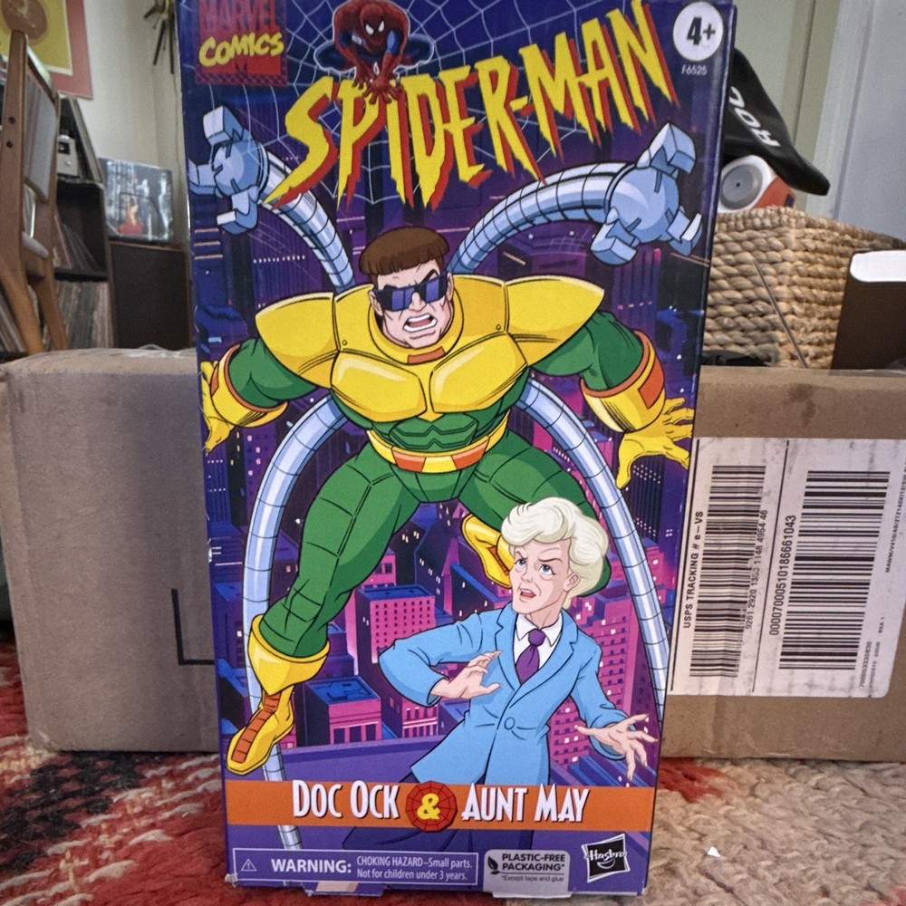 Hasbro Spider-Man Doctor Octopus & Aunt May Figure Set Ages 4+ Plastic-Free