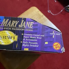 1995 ToyBiz Marvel Spiderman Mary Jane 12″ Doll Collector edition