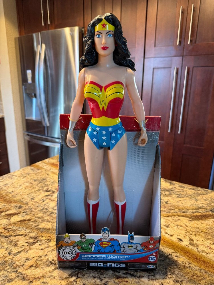 Big Figs DC Comics WONDER WOMAN 19” Figure by Jakks Pacific 2017 – NEW IN BOX