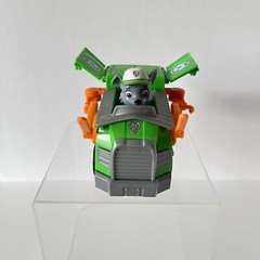 Paw Patrol Rocky Pup Figure and Transforming Recycle Truck with Pop Out Tools