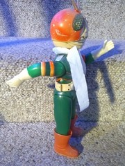 70’s Kamen Rider Japan Soft Vinyl Bandai Popy 11″ Figure w/Mask Belt Scarf VG