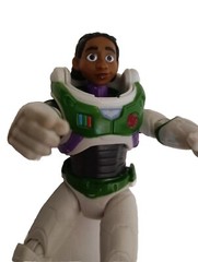 Disney Pixar Lightyear Izzy Hawthorne Alpha Crystal Grade Figure 5″