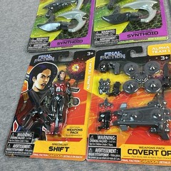 Final Faction Alien/Weapons Action Figures & Accessories 16-Piece Mixed Lot