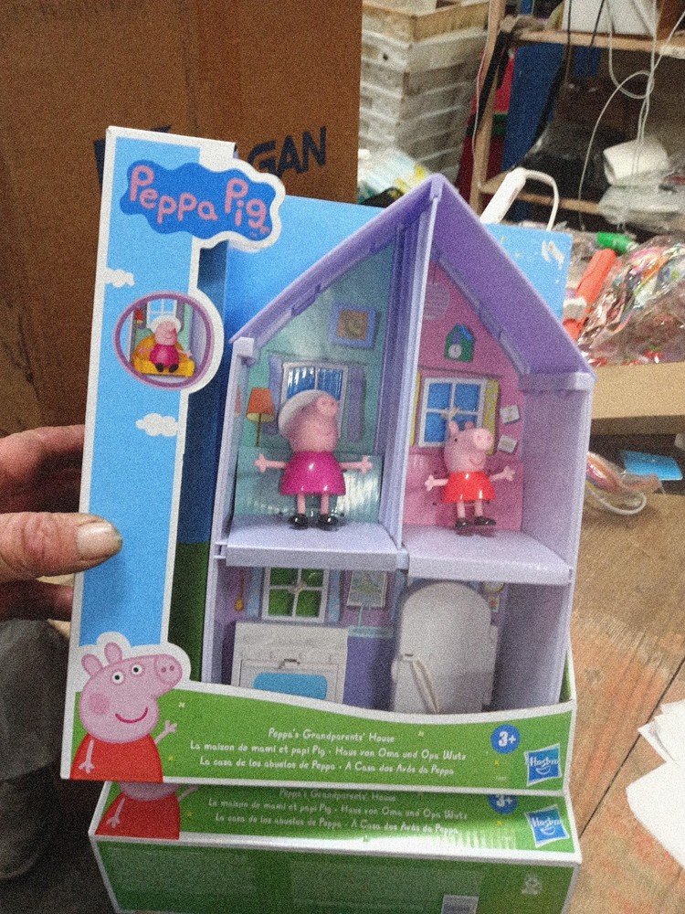 Peppa Pig Grandparents House Toy, 167