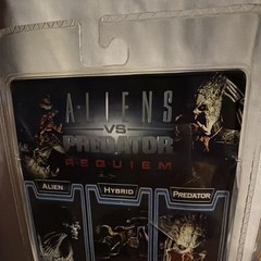 Dark Horse Comics Aliens vs Predator Requiem Predator Action Figure Xenogenesis