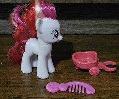 My Little Pony MLP FIM G4 Plumsweet Brushable Figure With Cart Brush Accessories