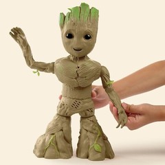 Marvel Studios I Am Groot Groove ‘N Grow Groot, 13.5-Inch Interactive Action Fig