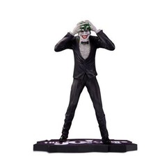 McFarlane Toys DC Direct The Joker Purple Craze – The Joker by Brian Bolland (Re