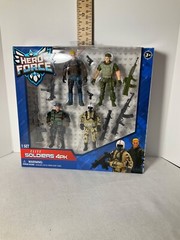 Hero force 4 pack of solders new in box