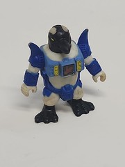 Battle Beasts Series 3. #75 Pugnacious Penguin Pre-owned Vintage Toy
