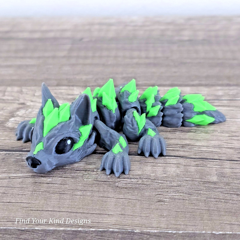 Crystal Wolf 3D Articulated Flexi Fidget Toy Gift- Collectible Desk Pet