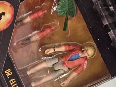 Jurassic Park Hammond Collection Dr. Ellie Sattler Action Figure