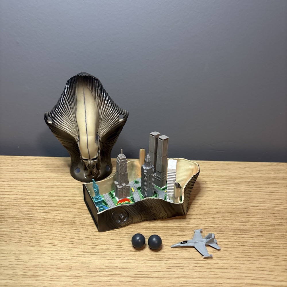 Independence DayID4 Micro Battle Set Defend New York City Twin Towers incomplete