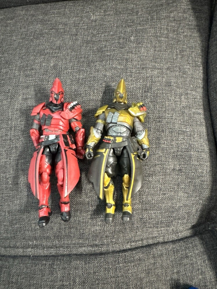2x 2020 Epic Games Jazwares Fortnite 4″ Red And Gold Ultima Knight Action Figure