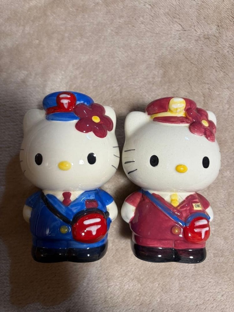 Hello Kitty Figure Sanrio Post Office Pottery Piggy Bank Not for Sale