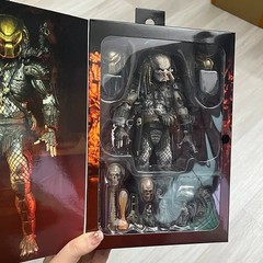 NECA Ultimate Realistic Elder Predator 2 Action Figure Movable Collectible Toy