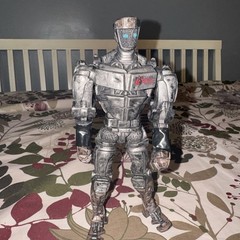 2011 Real Steel Jakks Pacific ATOM 7.5″ Punching Action Figure Loose RARE HTF