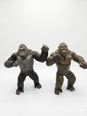 Lot Of 2 Legendary King Kong Action Figures Roars And Mouth Moves