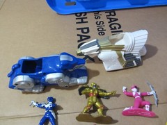Bandai Power Rangers figures lot 1993 red blue green yellow white black +
