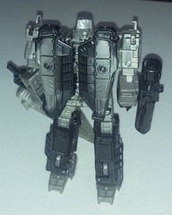 Transformers Netflix War For Cybertron MEGATRON Figure WFC generations