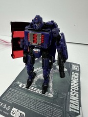Hasbro Takara Tomy Transformers Legacy Evolution Shadow Striker – Deluxe Class