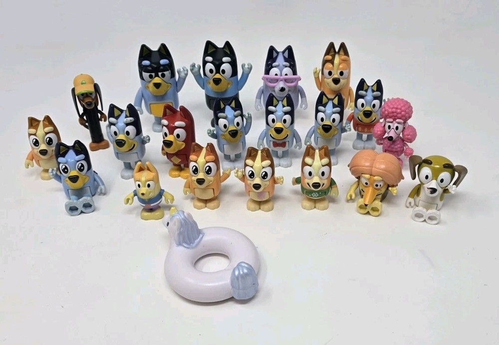 Bluey and Friends Family Figures Lot Of 20 Mixed Character