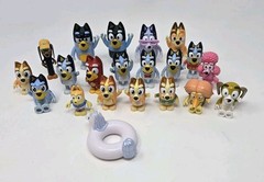 Bluey and Friends Family Figures Lot Of 20 Mixed Character