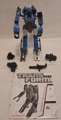 Whirl Transformers Generations Voyager Complete 2014