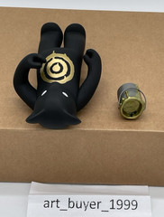 Luke Chueh Target Black & Gold Vinyl Figure SIGNED Box & Bear Munky King LE 500