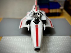 BSG 1978 Colonial Viper MK I (21 in. PLAYSET LIGHT-GRAY/RED)