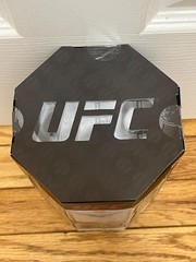 NEW-UFC Octagon Fighters Jon Jones Action Figure Includes Two Accessories