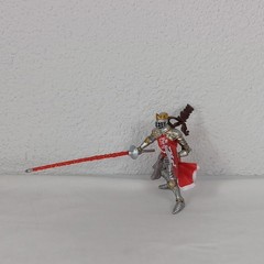 Papo 2006 Medieval Fantasy Red Silver Dragon King Hand Painted Figure