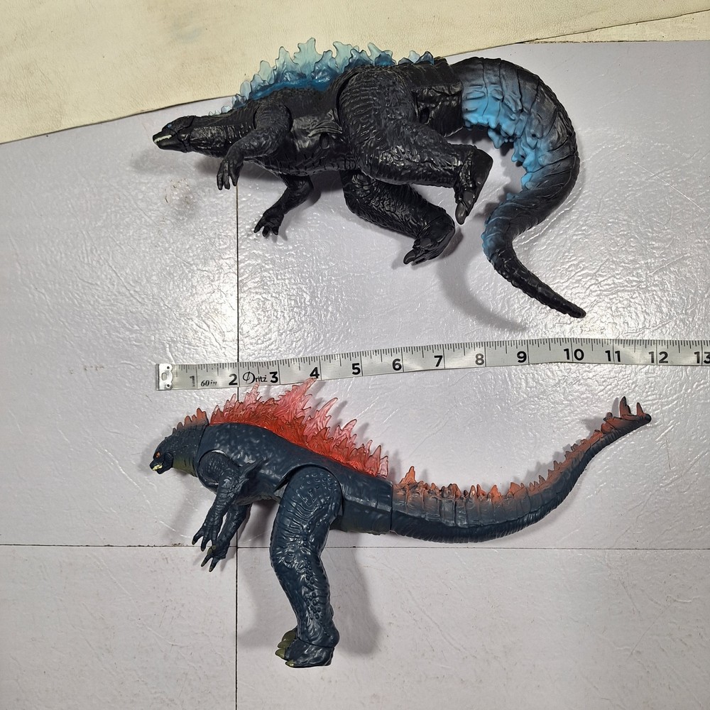 Godzilla x Kong: The New Empire – Godzilla Evolved Action Figure Battle Roar Lot