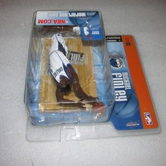 McFarlane 2004 Michael Finley Dallas Mavericks series 6 (rookie piece)