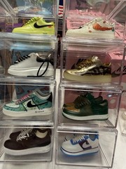 Collectable Mini Sneakers New In Acrylic Boxes Lot of 16 Nike Jordans SBs Dunks
