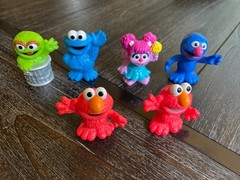 Lot Sesame Street Workshop Figures Hasbro ELMO Cookie Monster OSCAR Abby Cadabby