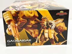 The King of Braves GaoGaiGar Golden King of Braves Super Mini Pla Premium Bandai
