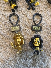 BENDY AND THE INK MACHINE BACKPACK COLLECTOR CLIPS Lot Of 12 Ink Bendy Ect.