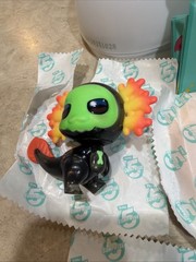 Zuru 5 Surprise A-Lot-A Axolotls Scare Alotl Ultra Rare Glows in the Dark