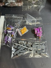 Warbotron WB01-E. Fierce Attack (Onslaught). Bruticus. Original Release.