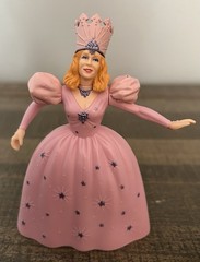 1998 Wizard of Oz Lot 5 Figures Missing Accessories Dorothy Lion Scarecrow