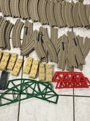 Thomas & Friends Trackmaster Train Tracks Beige 2006 Hit Toy Lot of 140+ Tracks