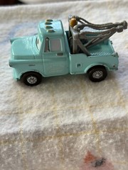 DISNEY Pixar CARS 2008 TOY BLUE Green Paint TOW TRUCK Mattel Tow Mater Diecast