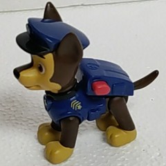 Paw Patrol Chase 2.5″ Press Satchel Button for Legs to Move in Cartoonish Run