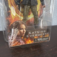 2012 Reel Toys The Hunger Games Katniss Everdeen Action Figure SEALED