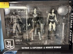 McFarlane Level 4 Snyder 3 Pk Black/White Kickstarter Exclusive New Sealed DC