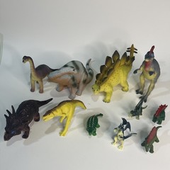 Dinosaur Toy Lot of 11 Including Stegosauraus Safari Dragon Apatosaurus